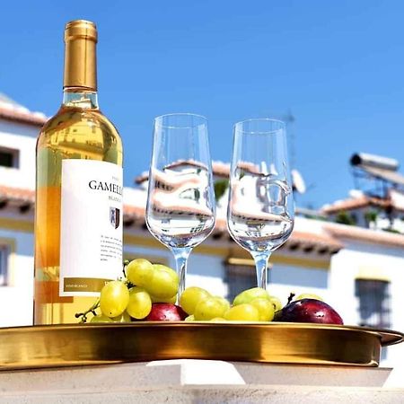 New Townhouse In The Heart Of Nerja With Jacuzzi别墅 外观 照片