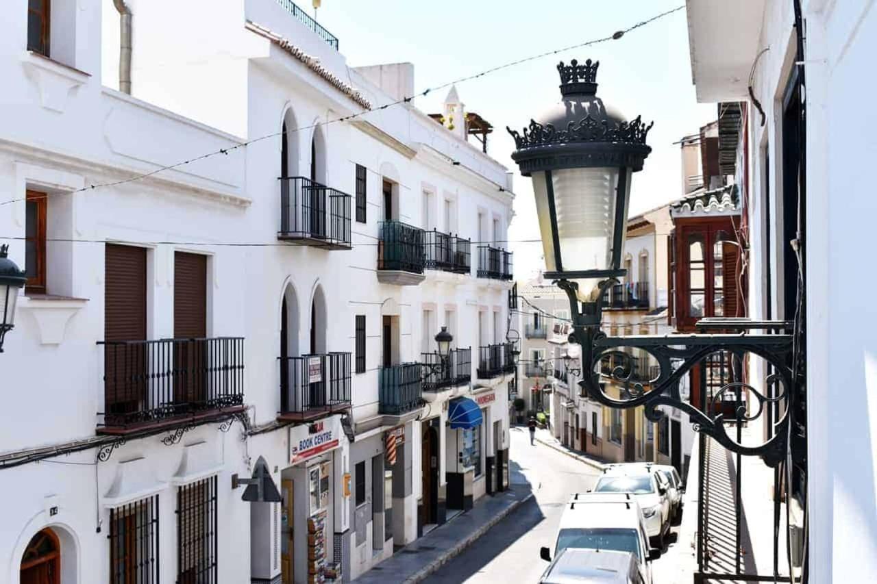 New Townhouse In The Heart Of Nerja With Jacuzzi别墅 外观 照片