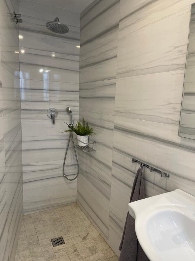 New Townhouse In The Heart Of Nerja With Jacuzzi别墅 外观 照片