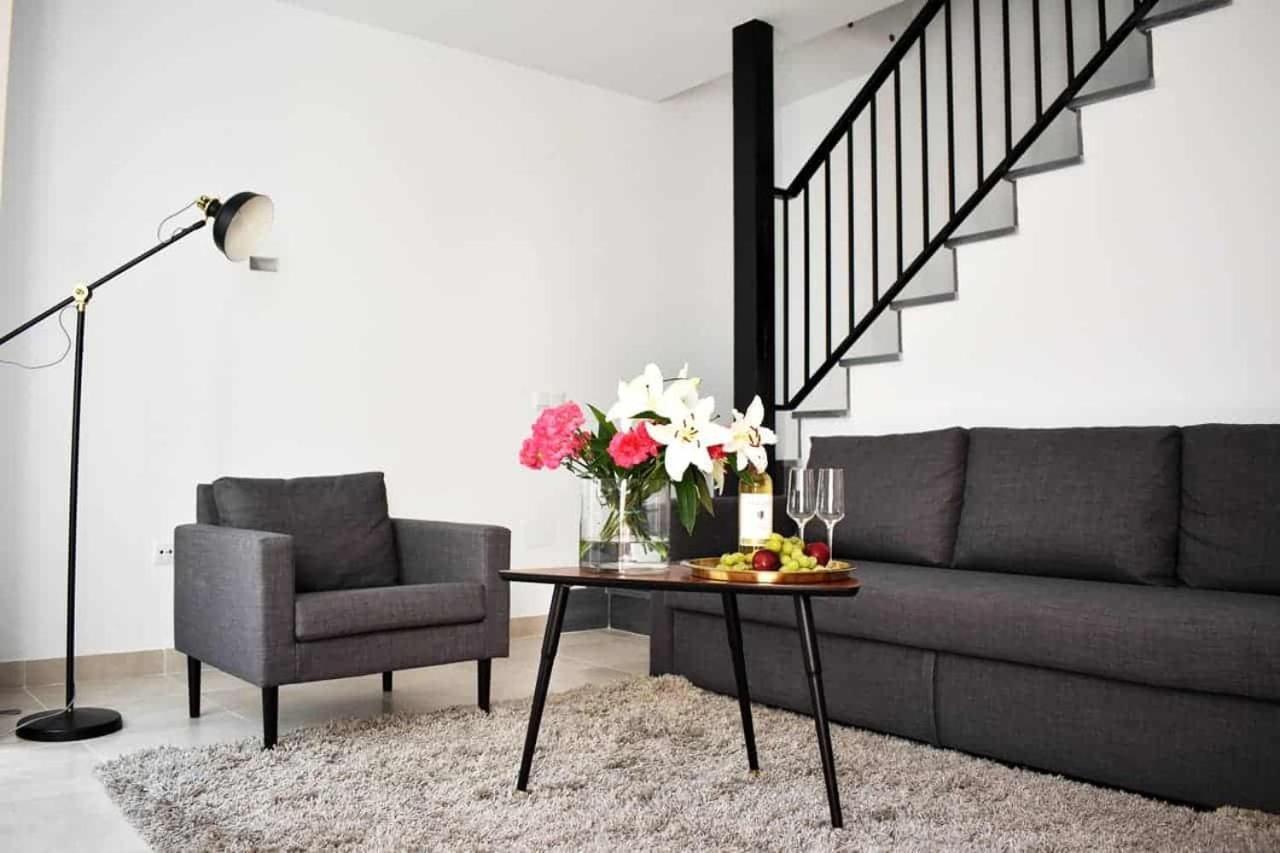 New Townhouse In The Heart Of Nerja With Jacuzzi别墅 外观 照片